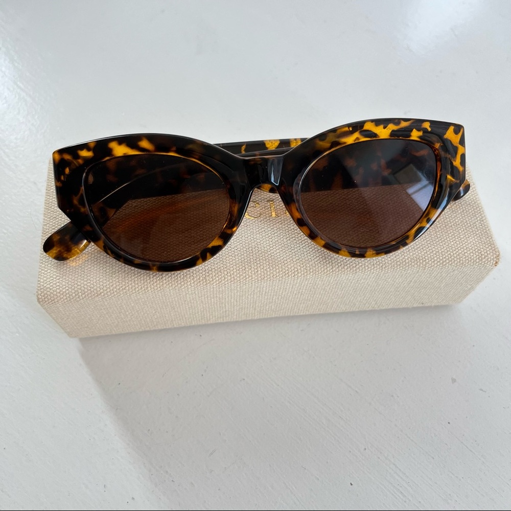 Leia Audrey Hepburn Retro Chunky Sunglasses by Valeria Lipovetsky | Tortoise